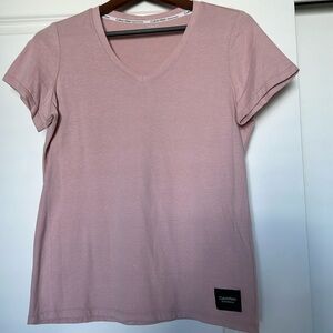 Calvin Klein T-shirt